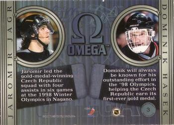 1998-99 Pacific Omega - Face to Face #3 Dominik Hasek / Jaromir Jagr Back