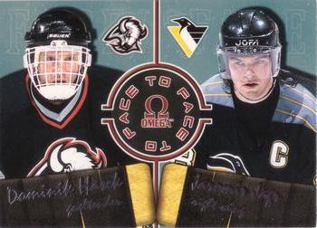 1998-99 Pacific Omega - Face to Face #3 Dominik Hasek / Jaromir Jagr Front