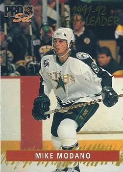1992-93 Pro Set - Gold Team Leaders #7 Mike Modano Front