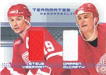 2000-01 Be a Player Memorabilia - Rookie & Traded Update Teammates Memorabilia #TM-13 Darren McCarty / Steve Yzerman Front