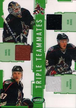 2002-03 Parkhurst - Triple Teammates #TT-20 Sean Burke / Teppo Numminen / Daniel Briere Front