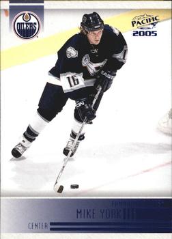 2004-05 Pacific - Blue #108 Mike York Front