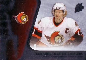 2002-03 Pacific Quest for the Cup #68 Daniel Alfredsson Front