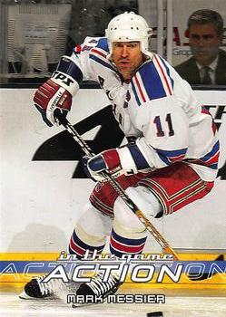 2003-04 In The Game Action #310 Mark Messier Front