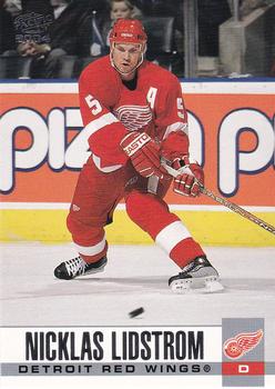 2003-04 Pacific #123 Nicklas Lidstrom Front