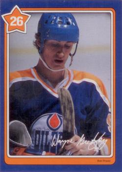 1982-83 Neilson Wayne Gretzky #26 Puck Handling Front