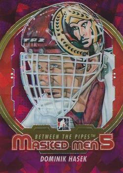 2012-13 In The Game Between The Pipes - Masked Men 5 Rainbow Foil #MM-15 Dominik Hasek Front