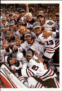 2013-14 Panini Stickers #28 Chicago Blackhawks Team/Stanley Cup Champs Puzzle Front