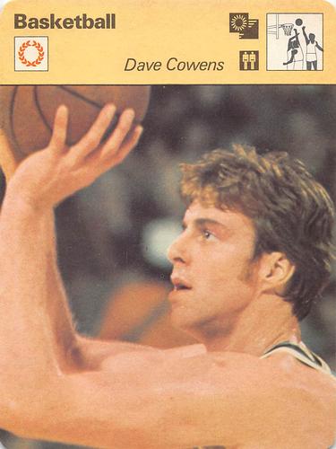 1977-79 Sportscaster Series 4 #04-14 Dave Cowens Front