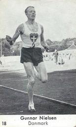 1958 Sport #18 Gunnar Nielsen Front