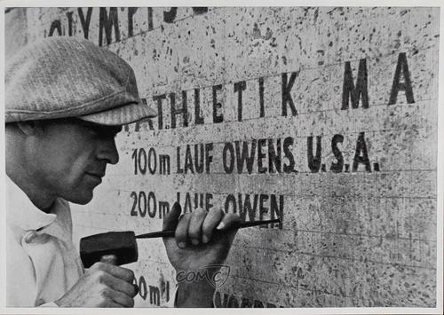 1936 Reemtsma Cigarettes Olympia Band II #198 Jesse Owens Front