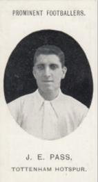 1907 Taddy & Co. Prominent Footballers, Series 1 #NNO James Pass Front