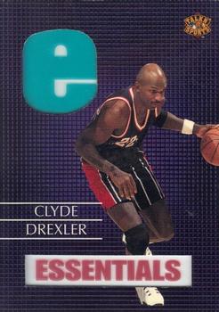 1997 Score Board Talk N' Sports - Essentials #E5 Clyde Drexler Front