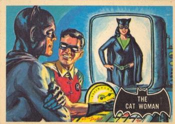 1966 O-Pee-Chee Batman (Black Bat Logo) #25 The Cat Woman Front