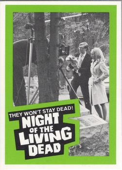 1988 Imagine Night of the Living Dead (Green Border) #4 At The Cemetery Front