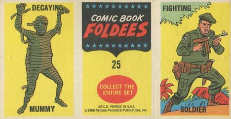 1966 Topps Comic Book Foldees #25 Crusading Editor / Decaying Mummy / Fighting Soldier Back