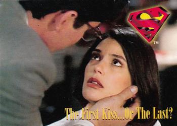 1995 SkyBox Lois & Clark #70 The First Kiss ... Or the Last? Front