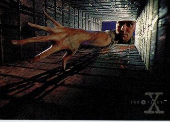 1995 Topps The X-Files Season One #53 Unearthly elongation Front