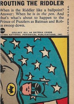 1966 Topps Batman Series B (Blue Bat Logo, Puzzle Back) #22B Routing the Riddler Back