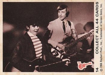 1966 Donruss The Monkees #14 Davy Jones / Peter Tork Front