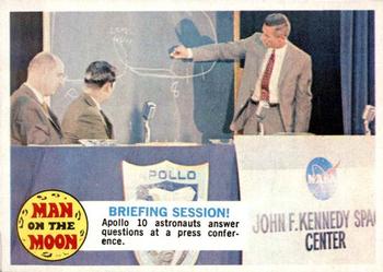 1969 Topps Man on the Moon #44B Briefing Session Front