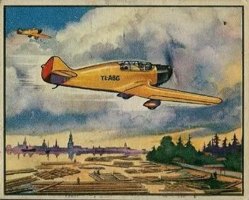 1939 Gum Inc. World In Arms (R173) #Airplanes 14 Latvian Two-seater Reconnaissance Ship Front