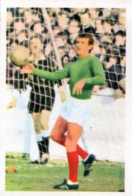 1971-72 FKS Publishers Wonderful World of Soccer Stars Stickers #194 Alex Stepney Front