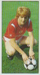 1985-86 Bassett & Co. Football Candy Sticks #13 Gordon Strachan Front