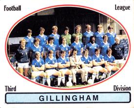 1981-82 Panini Football 82 (UK) #393 Team Group Front