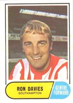 1969-70 A&BC Chewing Gum #83 Ron Davies Front