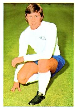 1974-75 FKS Wonderful World of Soccer Stars #97 David Nish Front