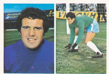 1976-77 FKS Soccer Stars #38 John Burridge Front