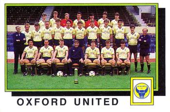 1985-86 Panini Football 86 (UK) #230 Team Group Front