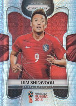 2018 Panini Prizm FIFA World Cup - Hyper Prizm #192 Shin-Wook Kim Front