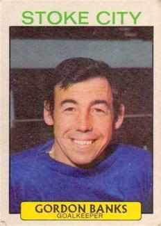 1971-72 A&BC Gum English Footballers (Purple Backs) #15 Gordon Banks Front
