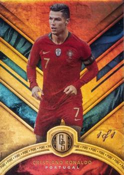 2019-20 Panini Gold Standard - Pure #66 Cristiano Ronaldo Front