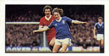 1980-81 Bassett & Co. Football #23. Eric Gates Front