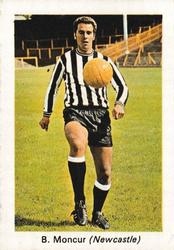 1971-72 IPC Magazines My Favorite Soccer Stars (Tiger) #15 Bobby Moncur Front
