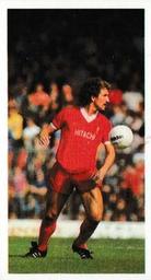 1981-82 Bassett & Co. Football #29 Graham Souness Front
