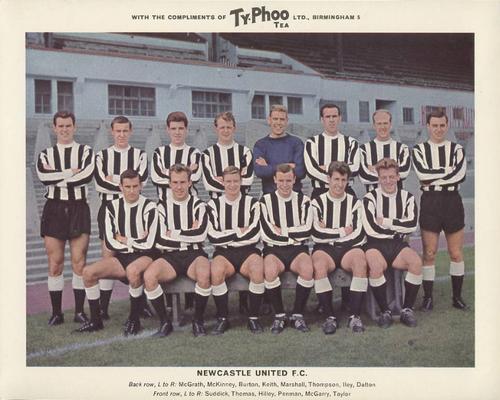 1963-64 Ty-Phoo Famous Football Clubs 1st Series Premium #NNO Newcastle United Front