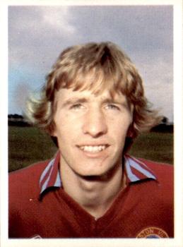 1980-81 Daily Star Football #16 Gordon Cowans Front