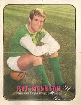 1970 A&BC Footballers pin-ups (Scottish) #22 Pat Stanton Front