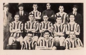 1922-23 Pluck Famous Football Teams #10 Stoke City Front