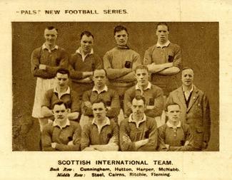 1923 Pals Magazine New Football Series #NNO Scottish International Football Team Front