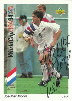 1993 Upper Deck World Cup Preview (English/Spanish) - USA Autographed #26 Joe-Max Moore Front