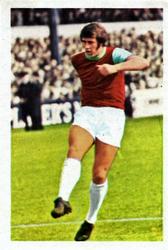 1972-73 FKS Wonderful World of Soccer Stars Stickers #310 Geoff Hurst Front