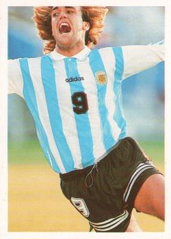 1998 Brooke Bond International Soccer Stars #3 Gabriel Batistuta Front