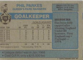 1976-77 Topps Footballer #19 Phil Parkes Back