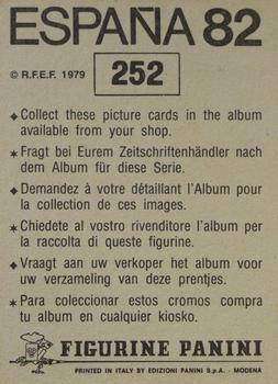1982 Panini FIFA World Cup Spain Stickers #252 Paul Mariner Back